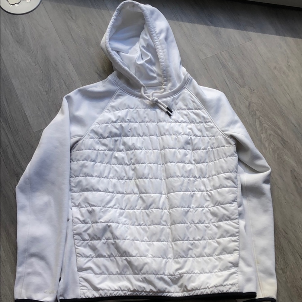 White underarmour top with hoodie - Picture 1 of 6